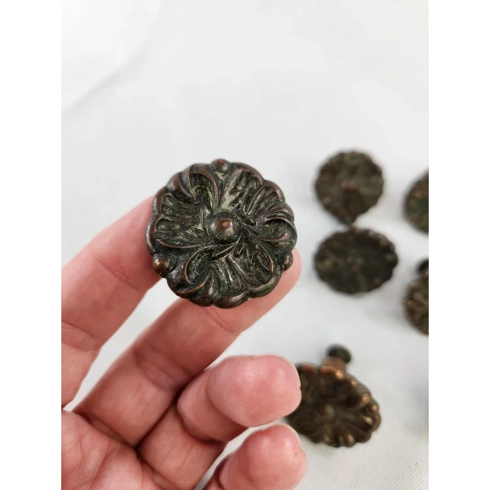 8 vintage Amerock RDCA 1960 Bronze Copper Floral Knobs Pulls French Provincial
